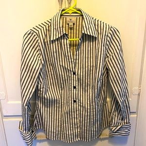 Worthington 4P black and white striped blouse.
